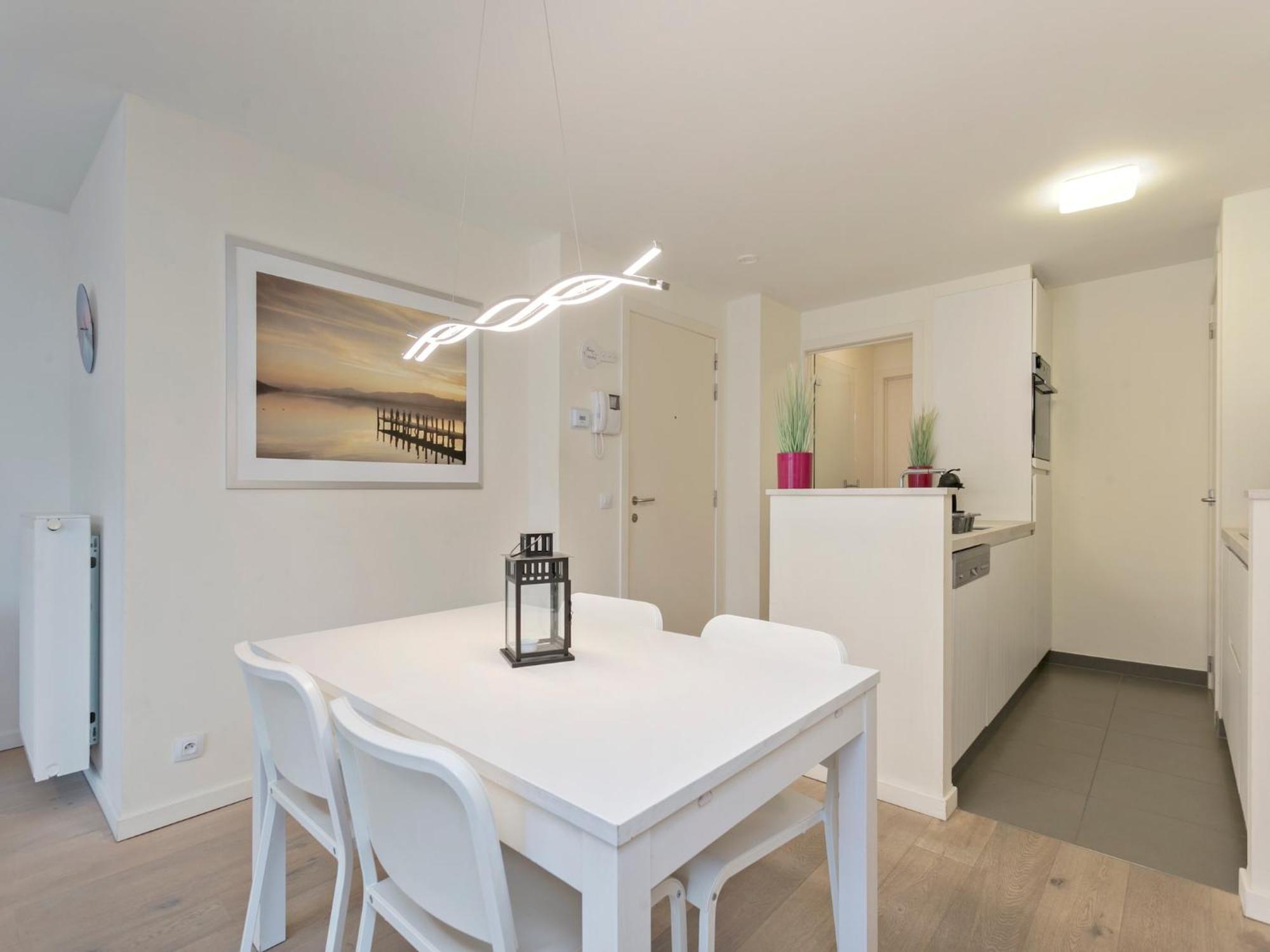 Frederic In Appartement